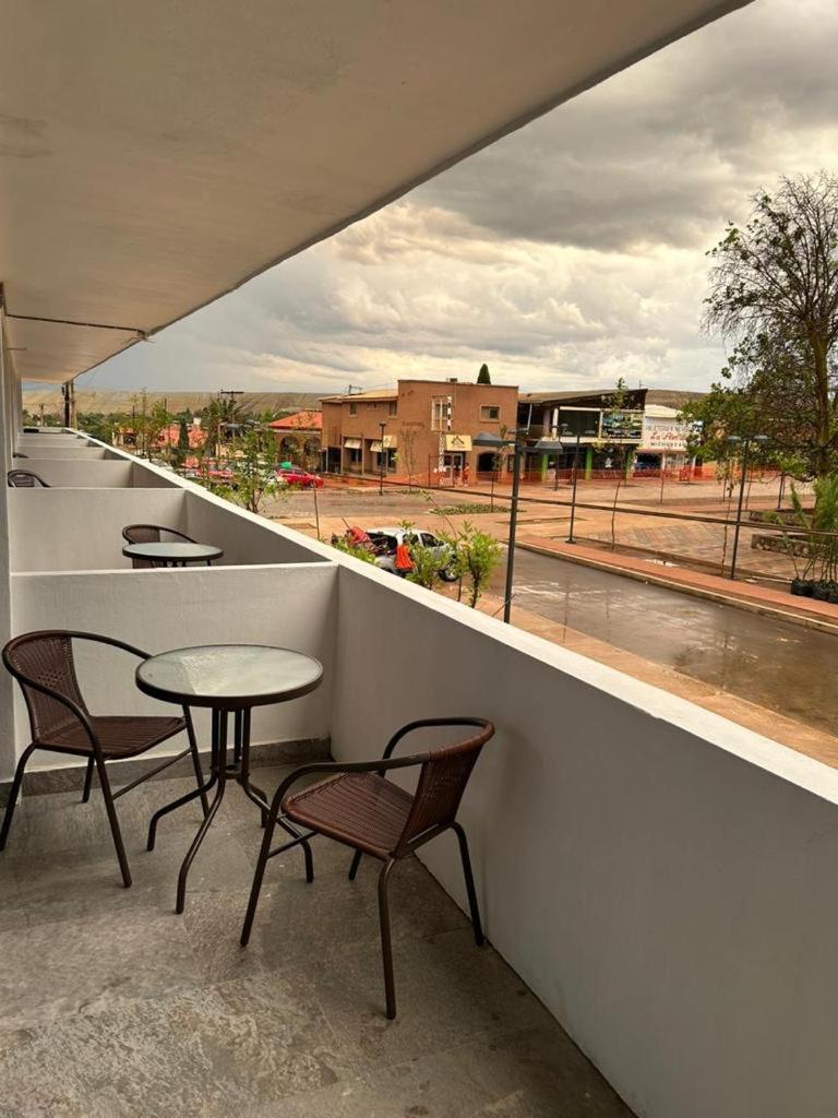 Hotel And Suites Cananea 外观 照片