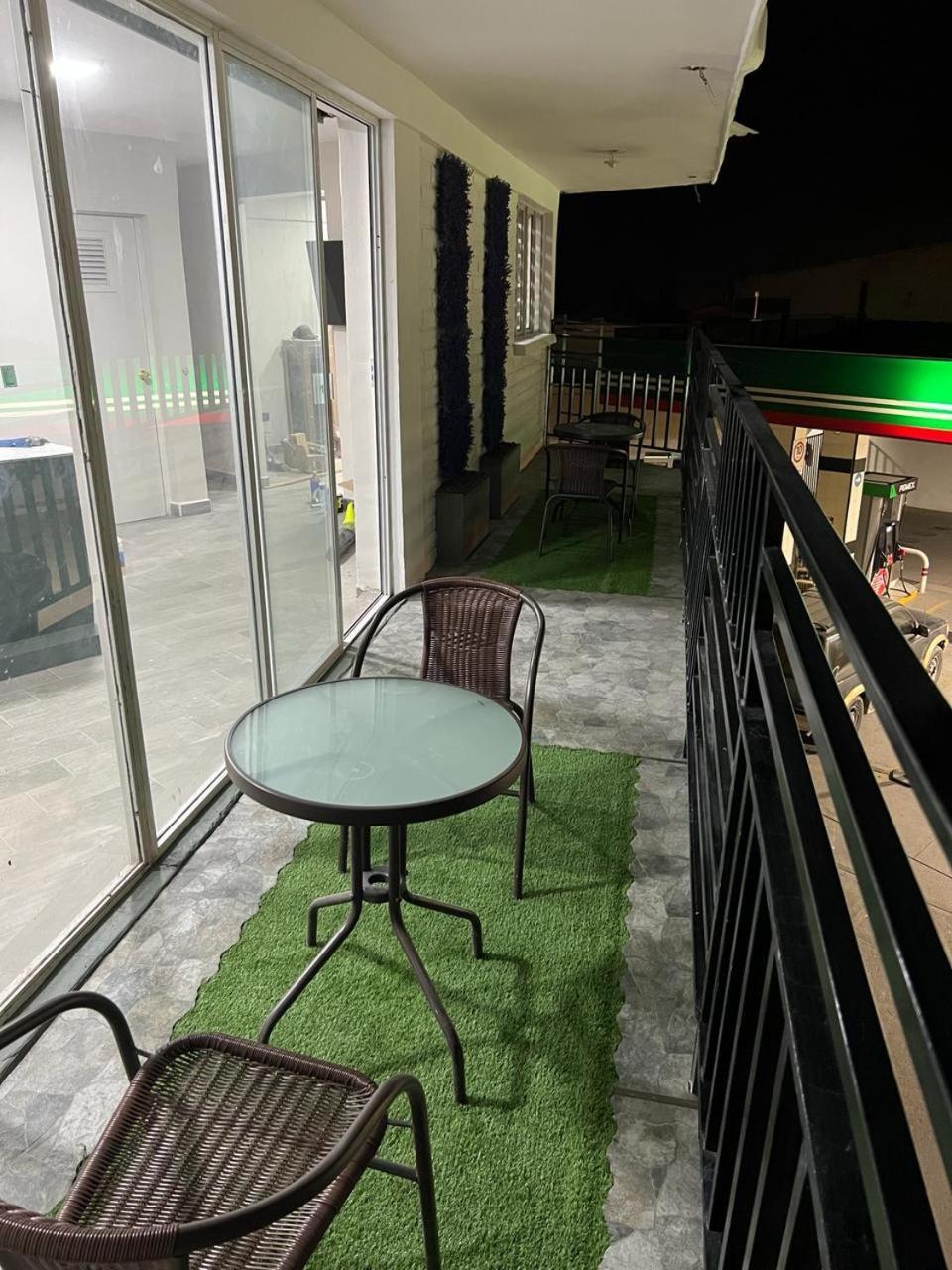 Hotel And Suites Cananea 外观 照片